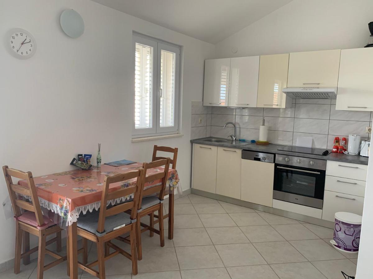 Apartments Fila Novalja Luaran gambar