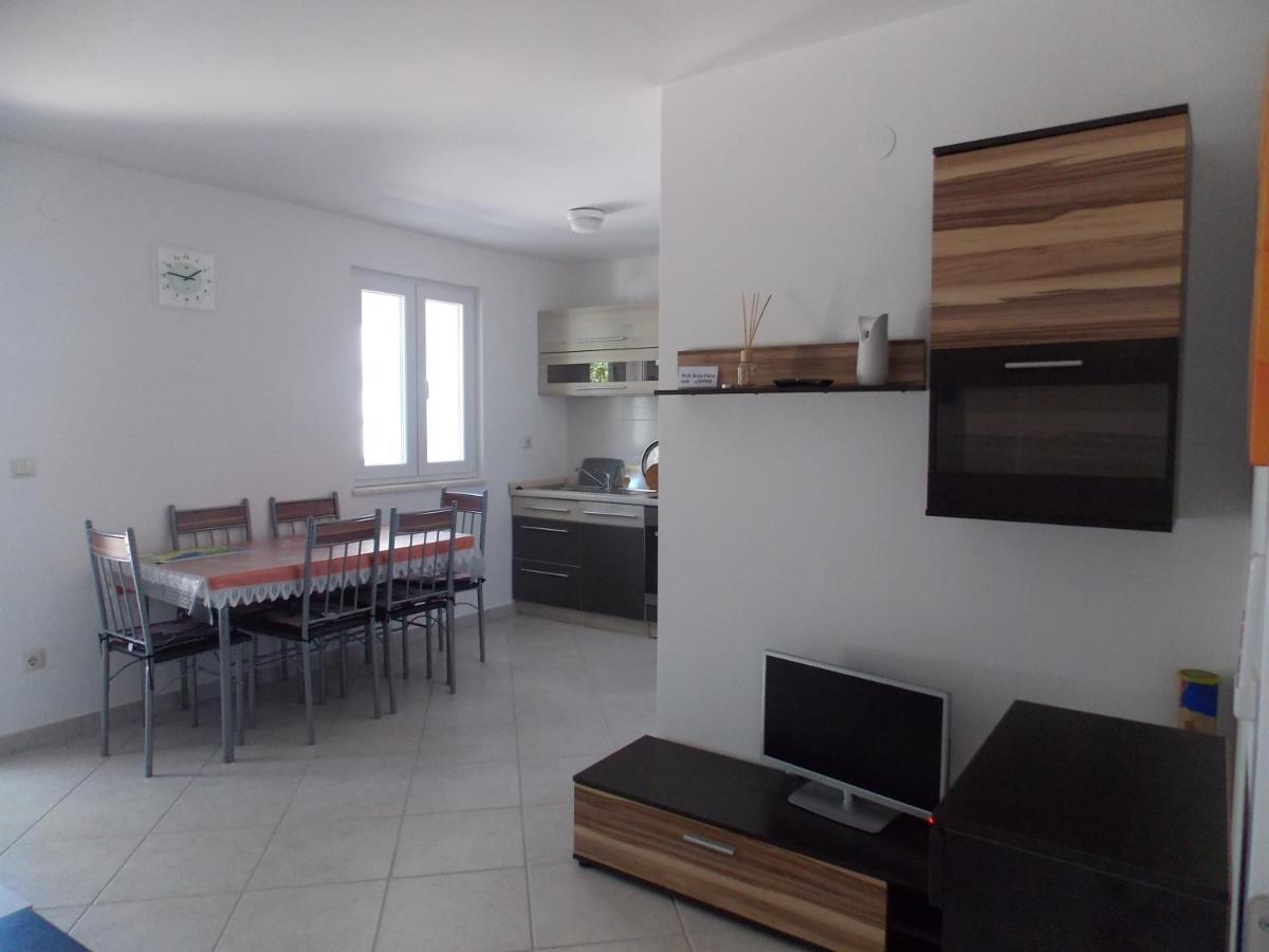 Apartments Fila Novalja Luaran gambar