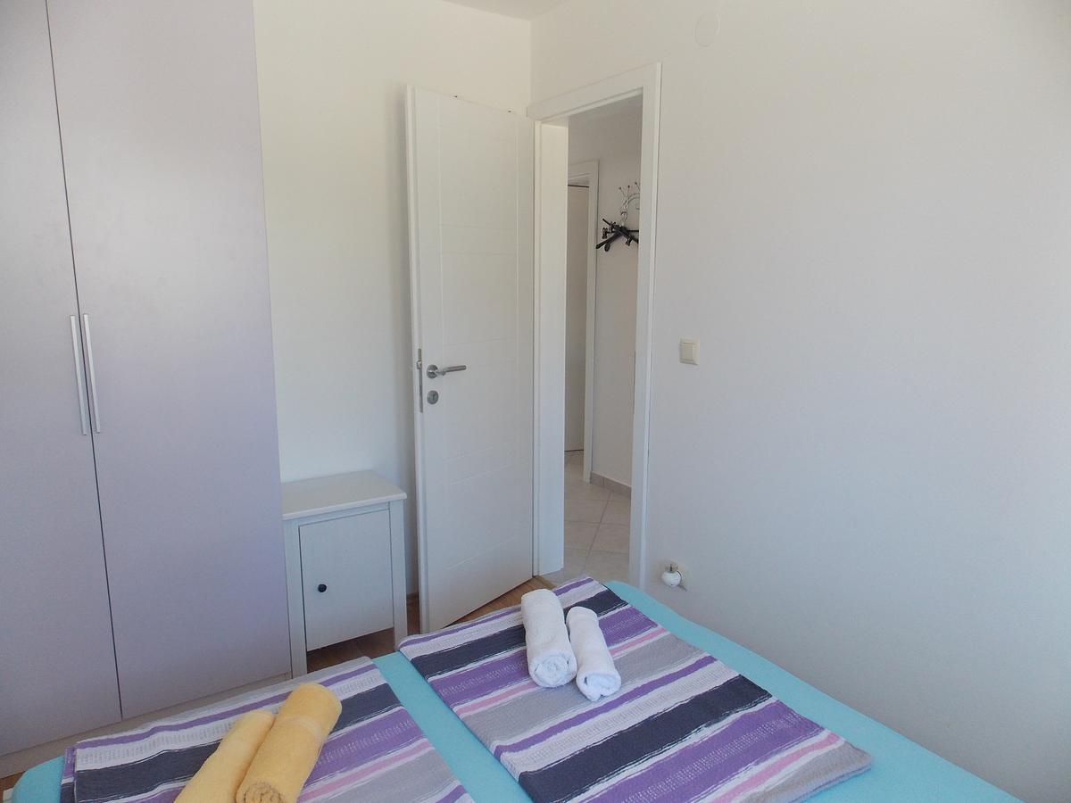 Apartments Fila Novalja Luaran gambar
